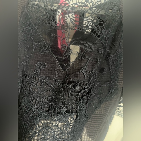 NWT new medium Anthropologie Maeve black w pink bow back lace batwing top - Picture 11 of 17